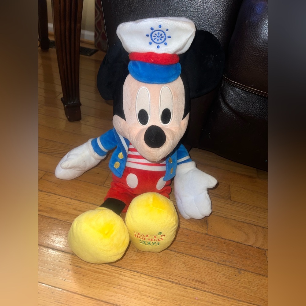 2009 Macy’s Holiday Disney plush Mickey Mouse in sailor suit
